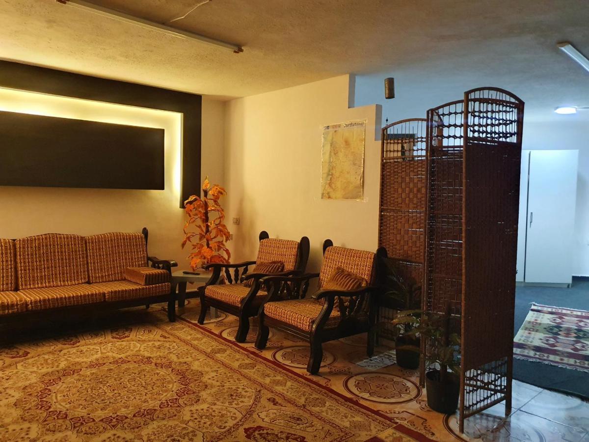 Zeus Apartment ジャラシュ エクステリア 写真